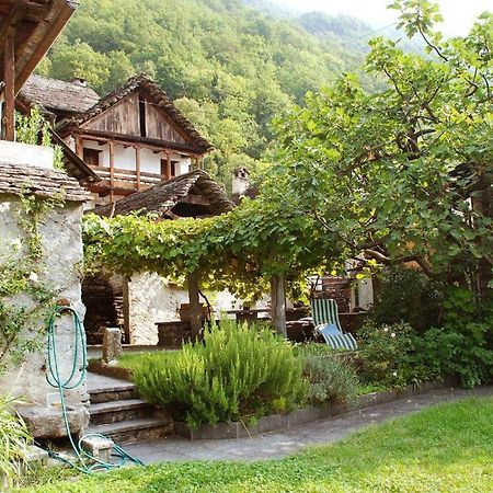 Rustico Pult Villa Someo Ngoại thất bức ảnh
