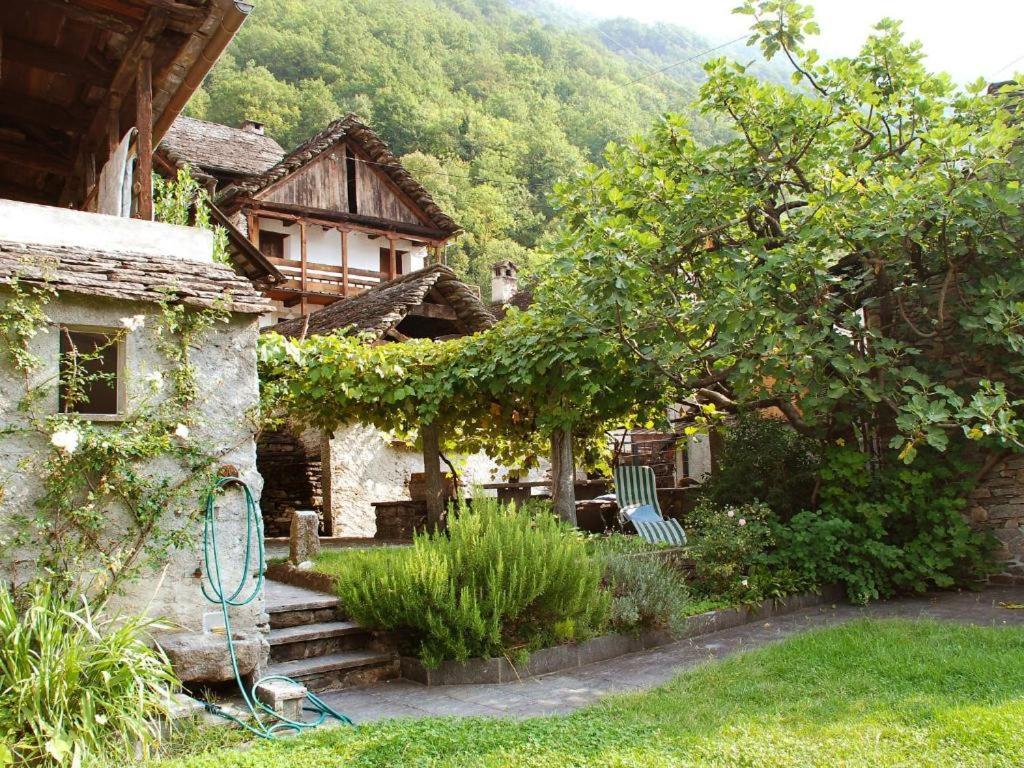 Rustico Pult Villa Someo Ngoại thất bức ảnh